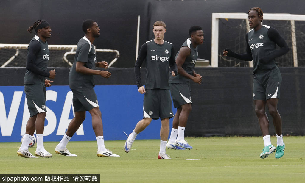 皇马筹资签哈兰德？曼联对加纳乔发出最后通牒，英超西甲转会大戏全面解析